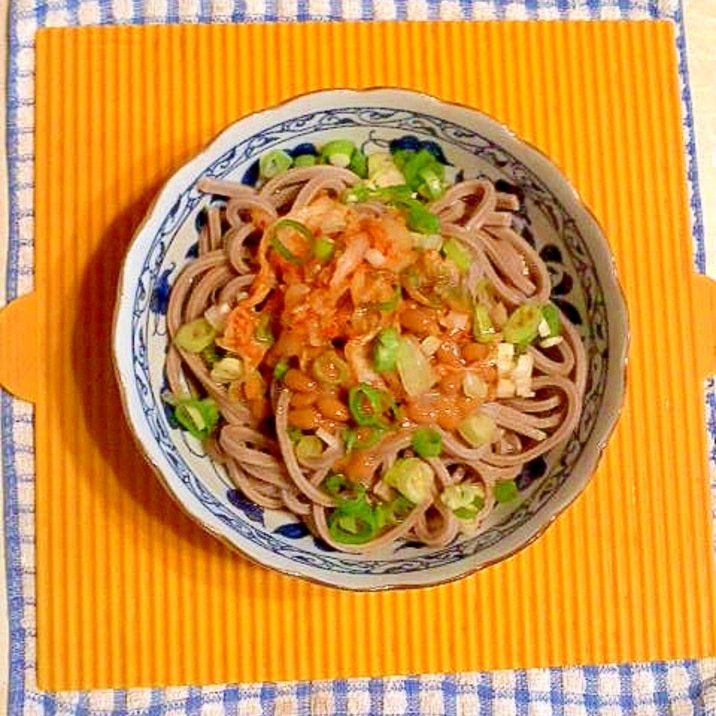 キムチ納豆のぶっかけ蕎麦♪